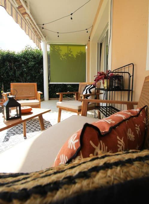 Cosy Appartement Entre Vignes Et Garrigue Avec Piscine Péret المظهر الخارجي الصورة
