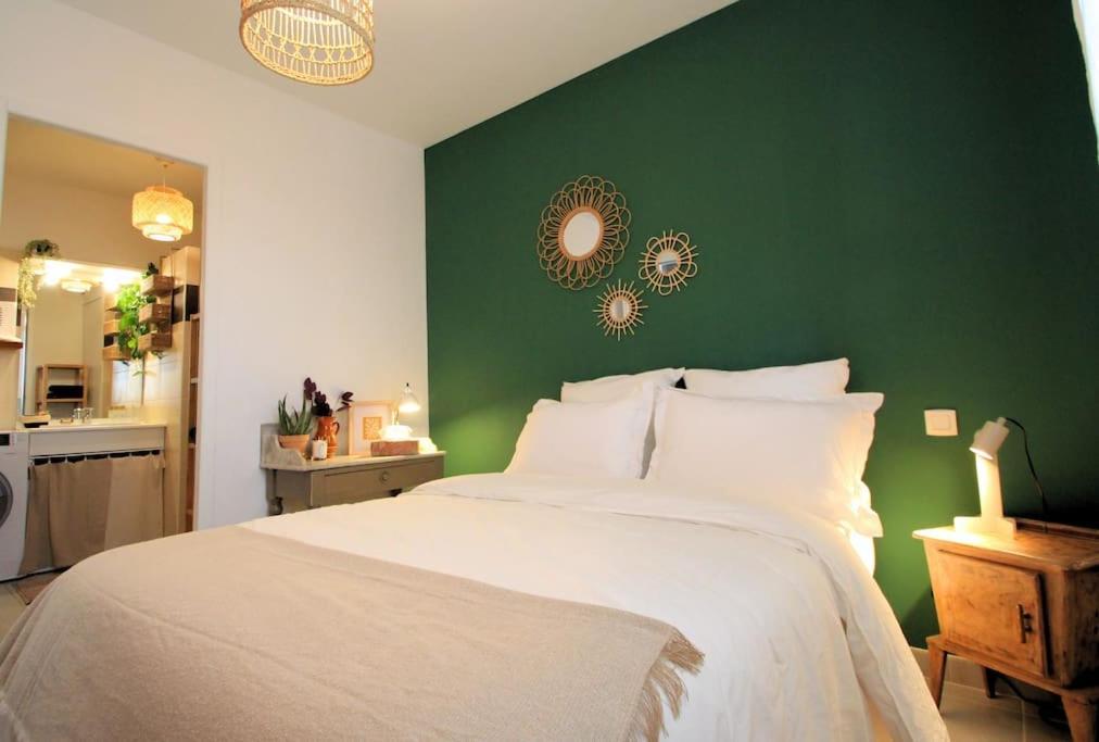 Cosy Appartement Entre Vignes Et Garrigue Avec Piscine Péret المظهر الخارجي الصورة