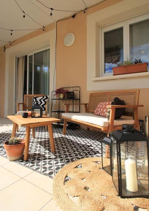 Cosy Appartement Entre Vignes Et Garrigue Avec Piscine Péret المظهر الخارجي الصورة